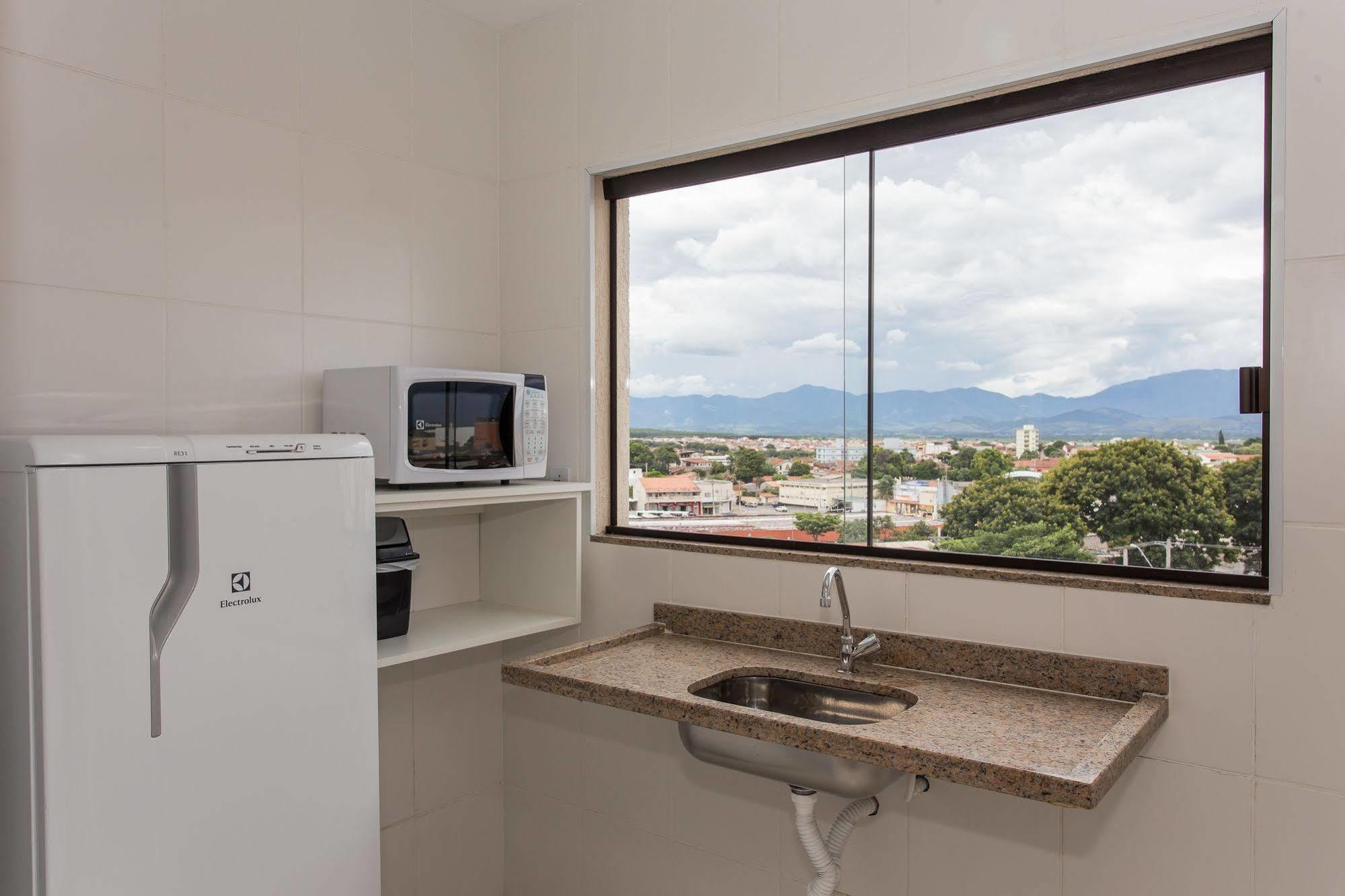 Domum Hotel Pindamonhangaba Ngoại thất bức ảnh